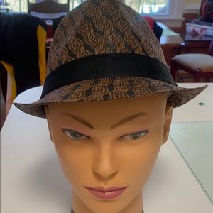 New Fedora. Size Large. Brown and black.